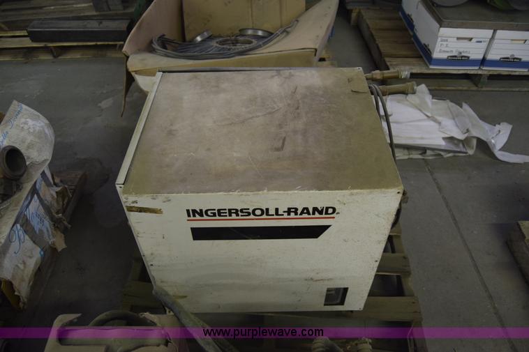 image for item BW9918 Ingersoll Rand refrigerated compressed air dryer