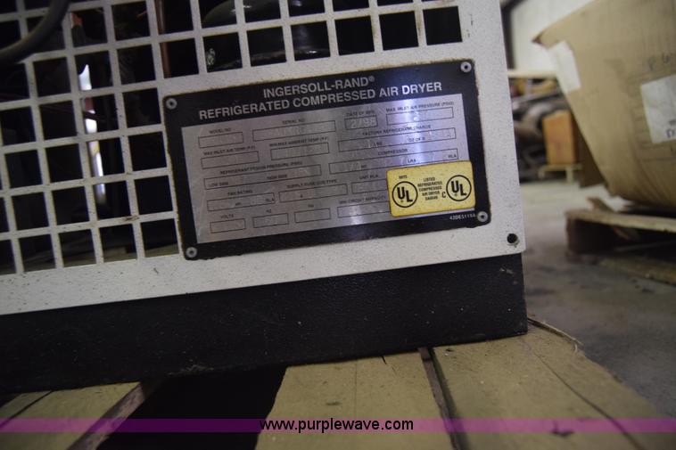 image for item BW9918 Ingersoll Rand refrigerated compressed air dryer