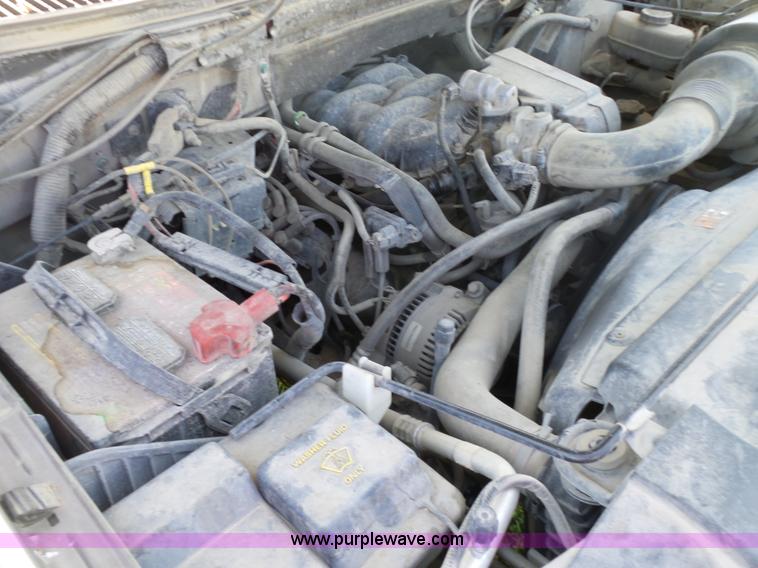 image for item BZ9575 2004 Ford F150 SuperCab pickup truck