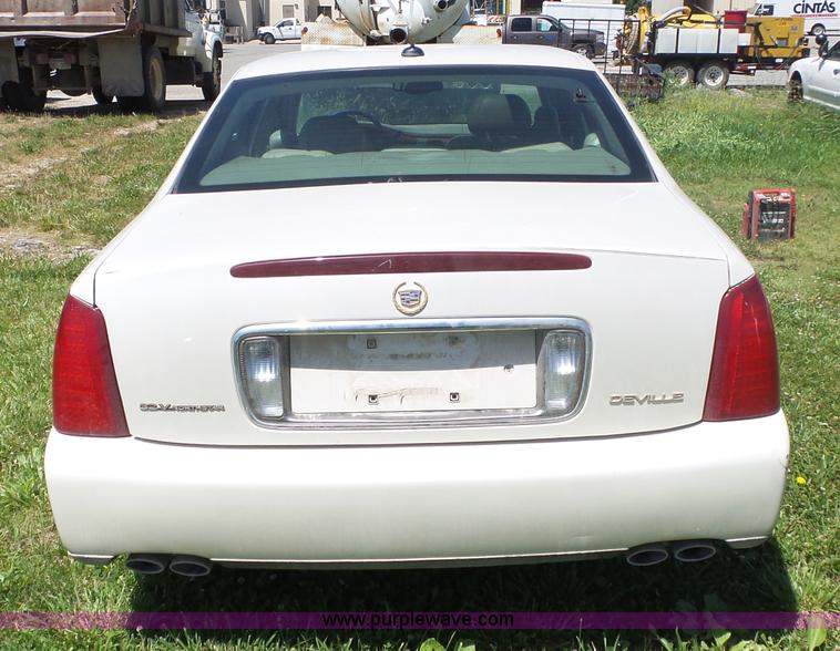 image for item BZ9576 2003 Cadillac DeVille
