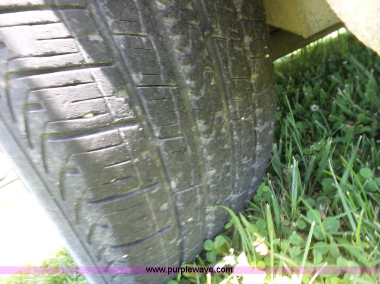 image for item BZ9576 2003 Cadillac DeVille