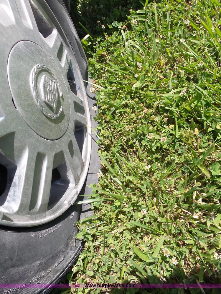 image for item BZ9576 2003 Cadillac DeVille