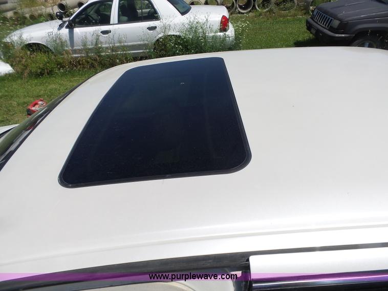 image for item BZ9576 2003 Cadillac DeVille