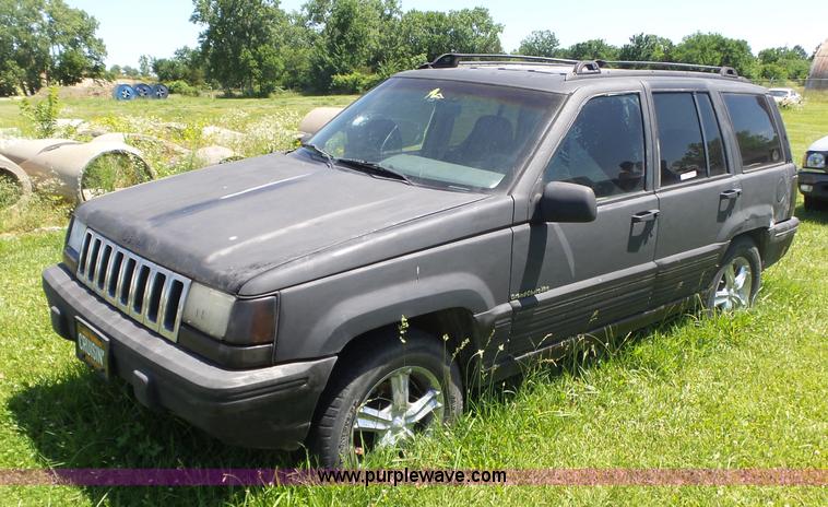 image for item BZ9577 1995 Jeep Grand Cherokee SUV