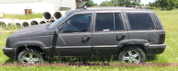 image for item BZ9577 1995 Jeep Grand Cherokee SUV