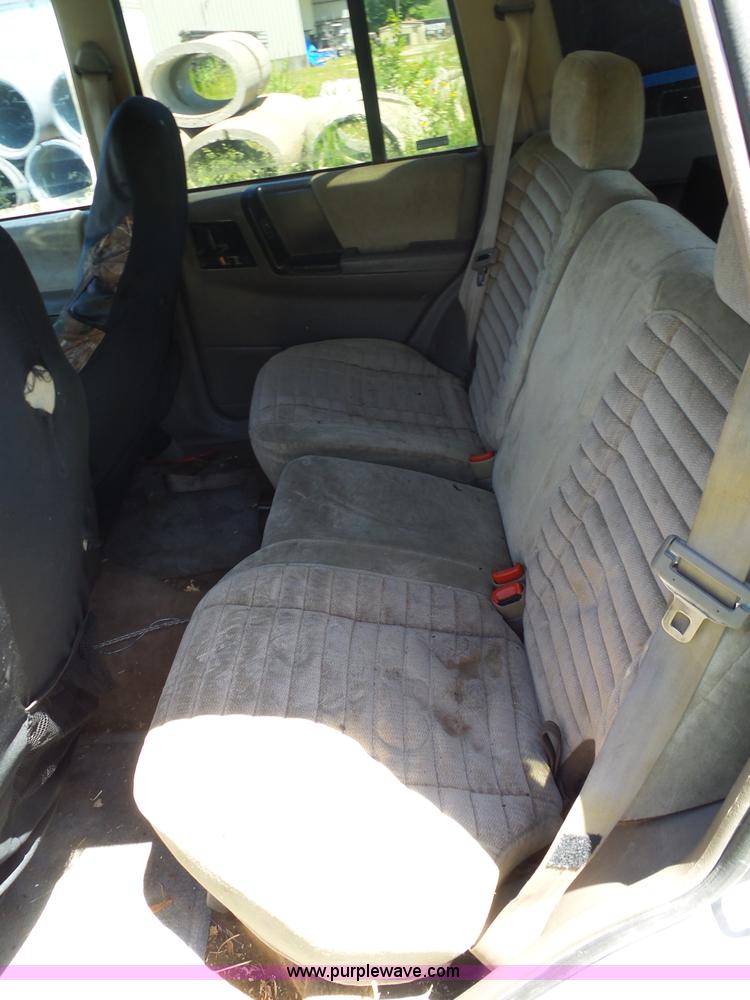 image for item BZ9577 1995 Jeep Grand Cherokee SUV