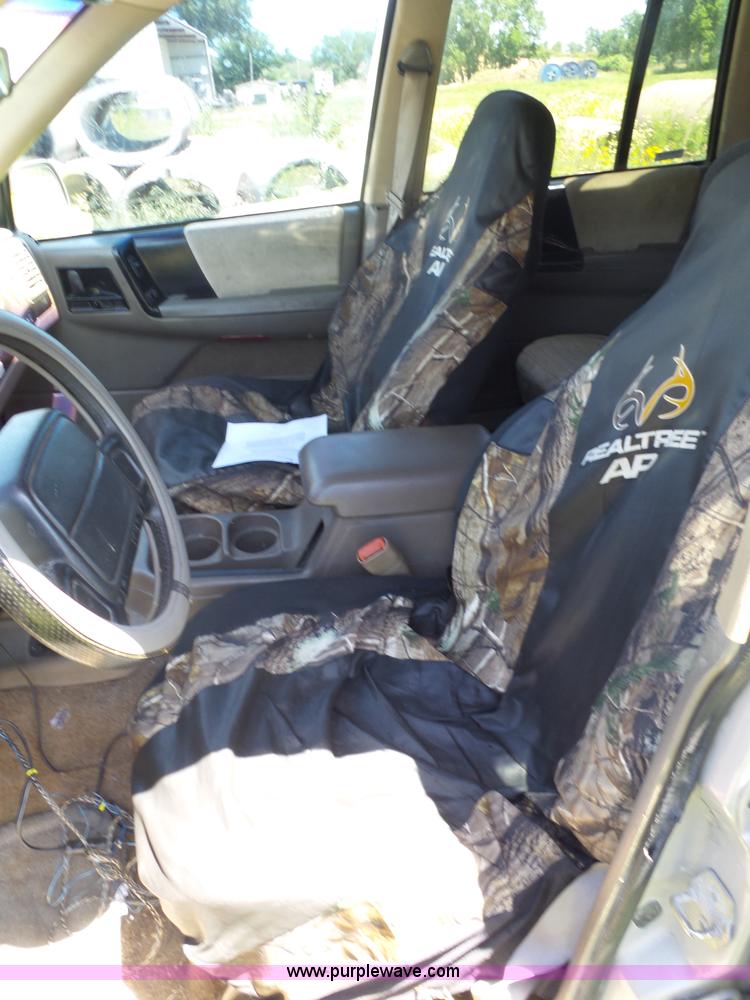 image for item BZ9577 1995 Jeep Grand Cherokee SUV