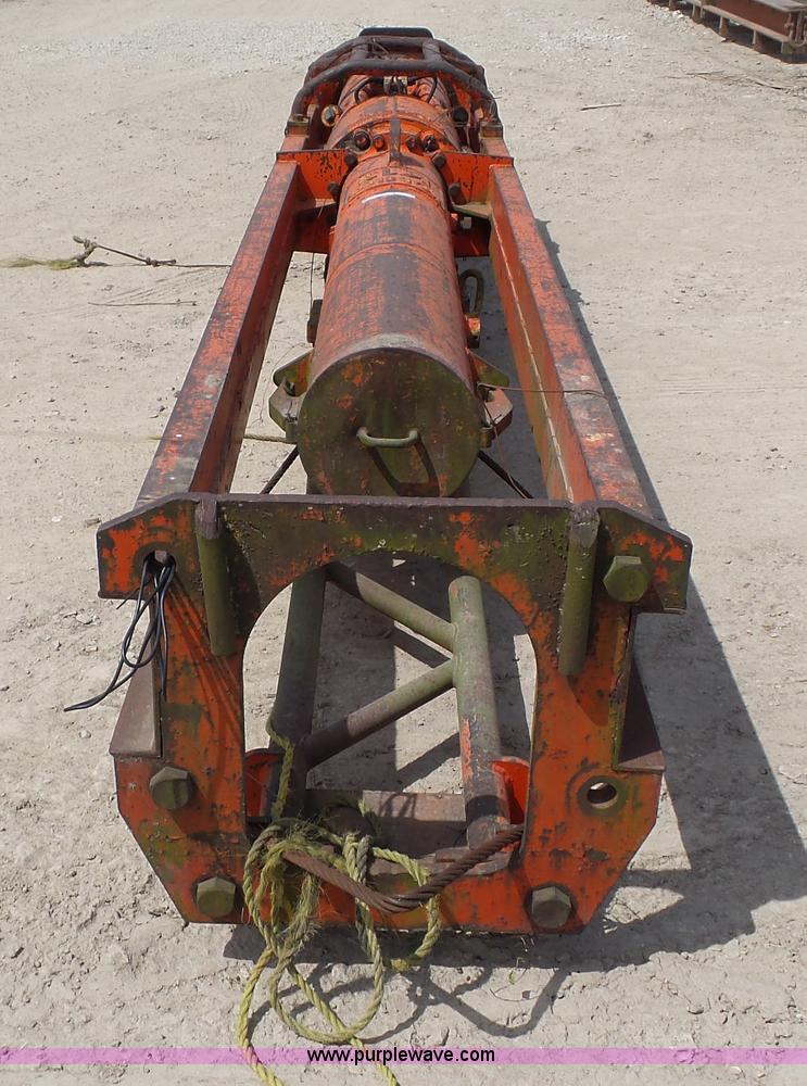 image for item BZ9751 Kobelco K13 deisel pile driver