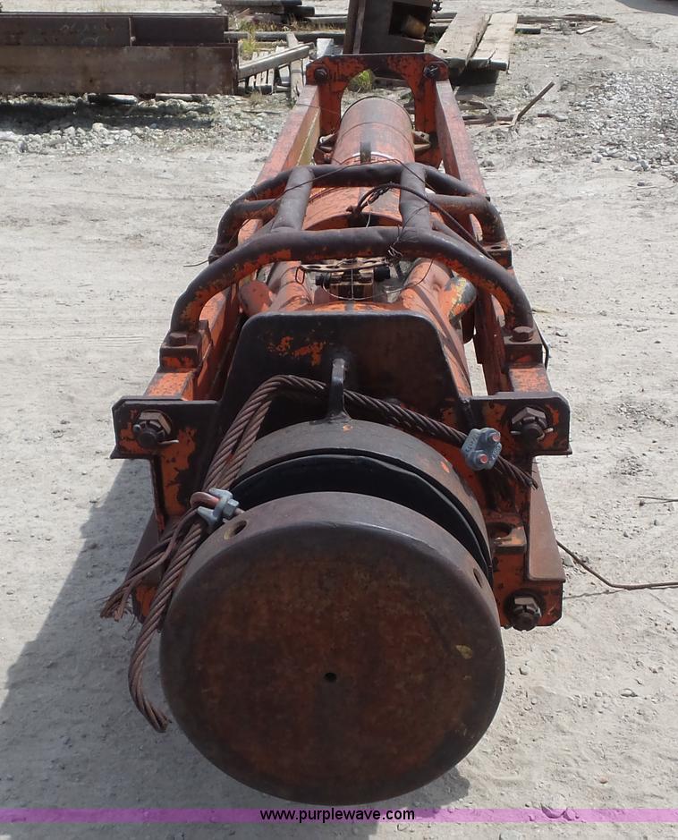 image for item BZ9751 Kobelco K13 deisel pile driver