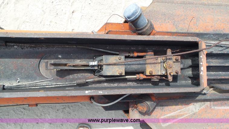 image for item BZ9753 MKT DE33/30/20C diesel pile hammer