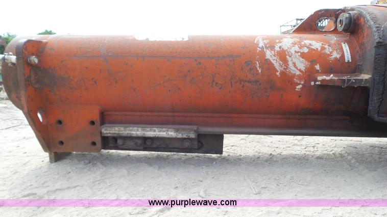 image for item BZ9753 MKT DE33/30/20C diesel pile hammer