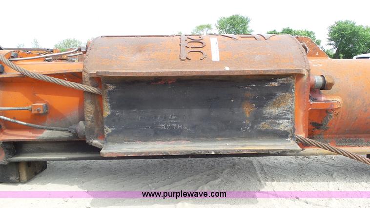 image for item BZ9753 MKT DE33/30/20C diesel pile hammer