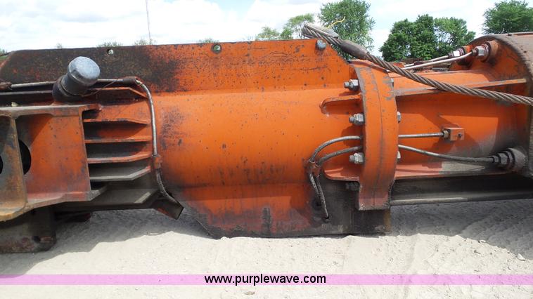 image for item BZ9753 MKT DE33/30/20C diesel pile hammer