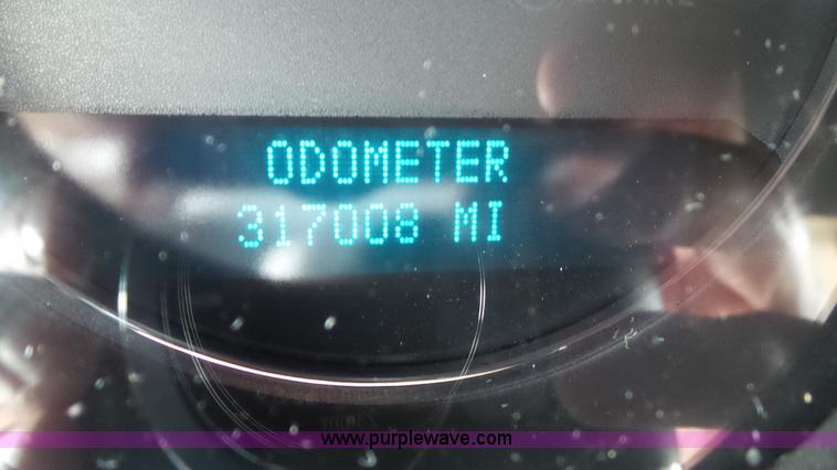 image for item BZ9755 2007 Chevrolet Silverado 1500 pickup truck