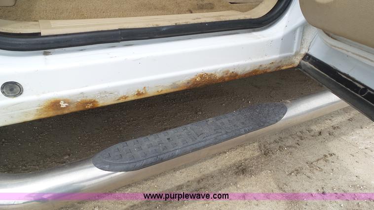 image for item BZ9755 2007 Chevrolet Silverado 1500 pickup truck