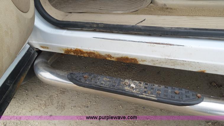 image for item BZ9755 2007 Chevrolet Silverado 1500 pickup truck