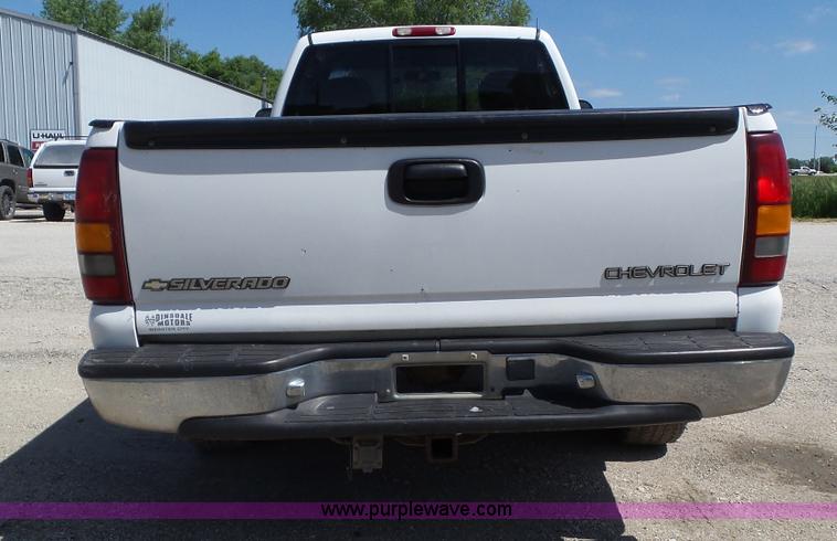 image for item BZ9756 1999 Chevrolet Silverado 1500 pickup truck