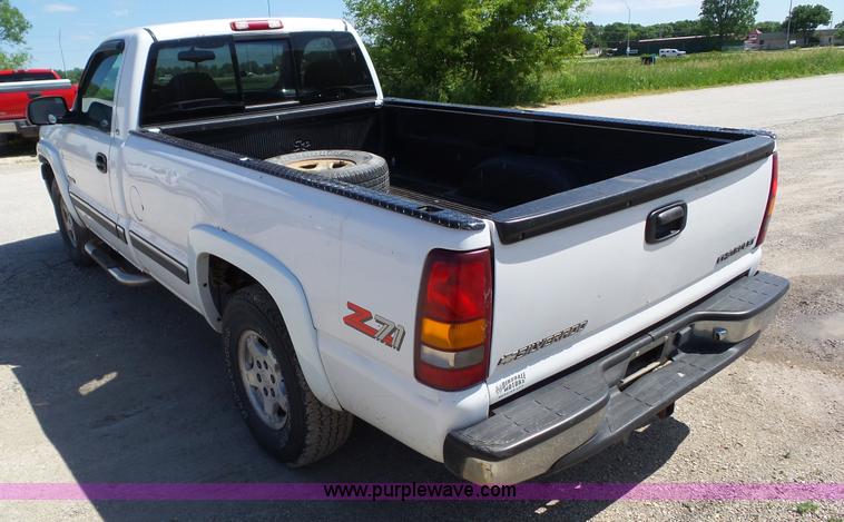 image for item BZ9756 1999 Chevrolet Silverado 1500 pickup truck
