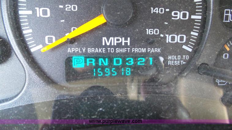 image for item BZ9756 1999 Chevrolet Silverado 1500 pickup truck