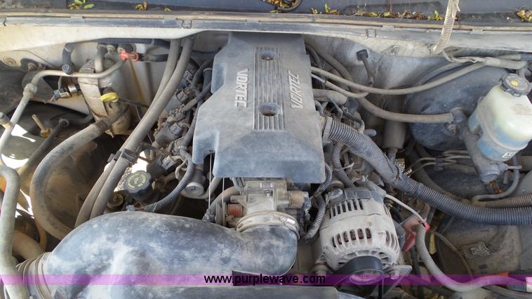 image for item BZ9756 1999 Chevrolet Silverado 1500 pickup truck