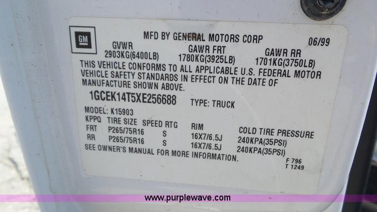 image for item BZ9756 1999 Chevrolet Silverado 1500 pickup truck