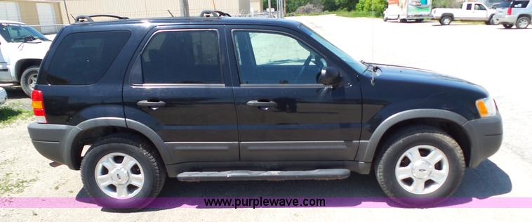 image for item BZ9757 2003 Ford Escape XLT SUV