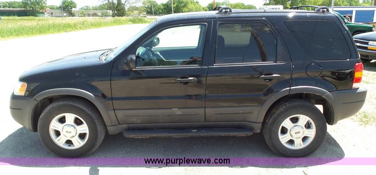 image for item BZ9757 2003 Ford Escape XLT SUV