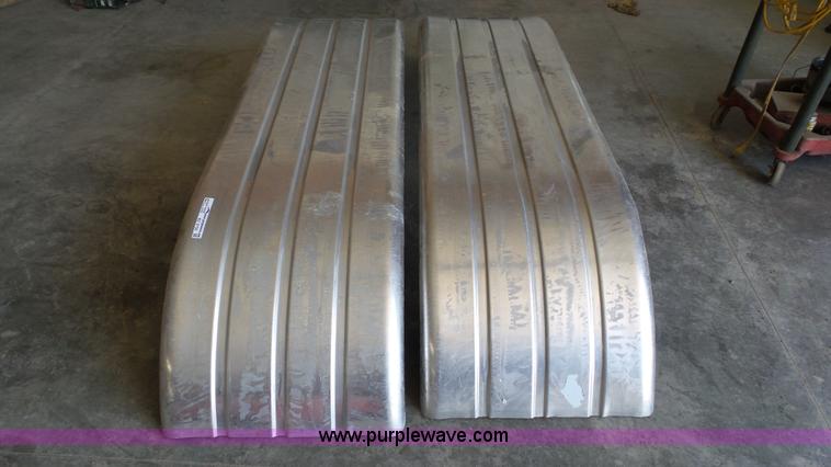 image for item BZ9758 (4) aluminum ribbed fenders