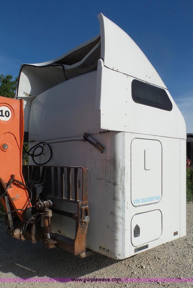 image for item CC9750 Kenworth AeroCab sleeper