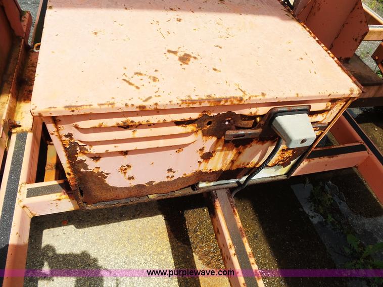 image for item F1384 Wanco message board