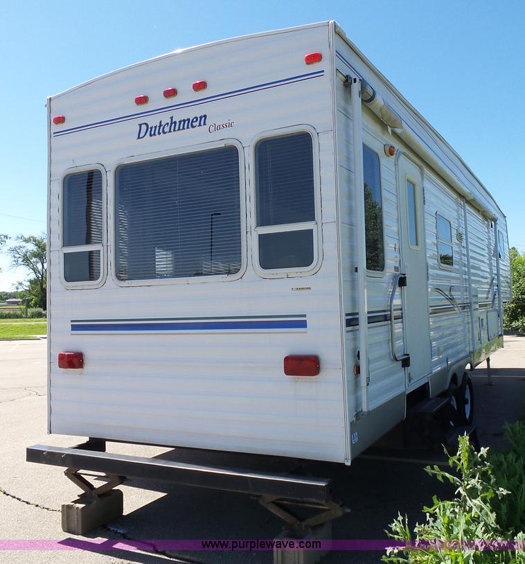 image for item J4049 2003 Dutchman Classic camper