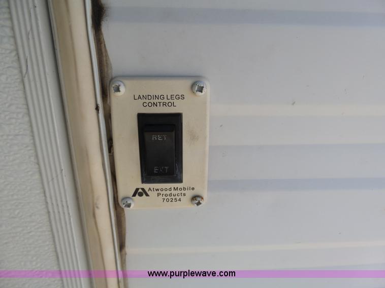 image for item J4049 2003 Dutchman Classic camper