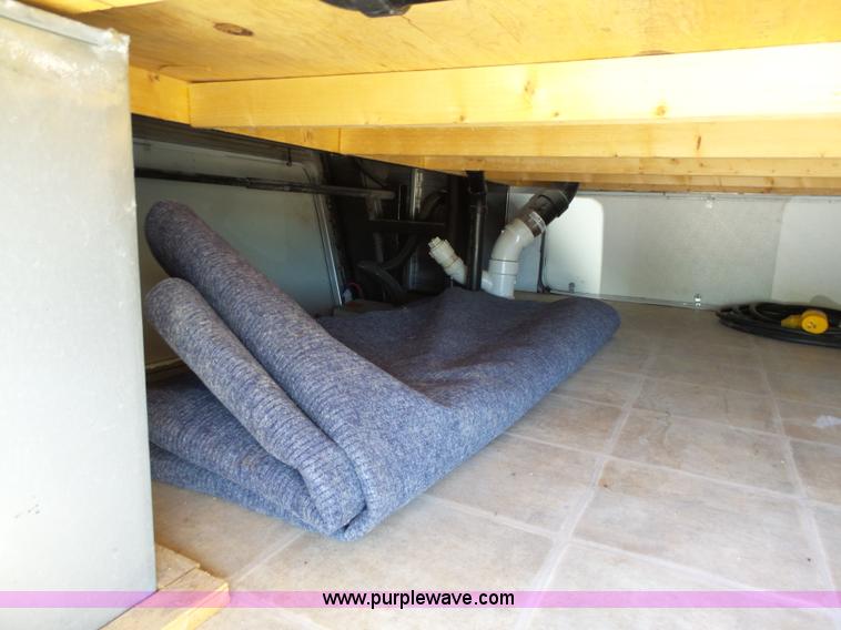 image for item J4049 2003 Dutchman Classic camper