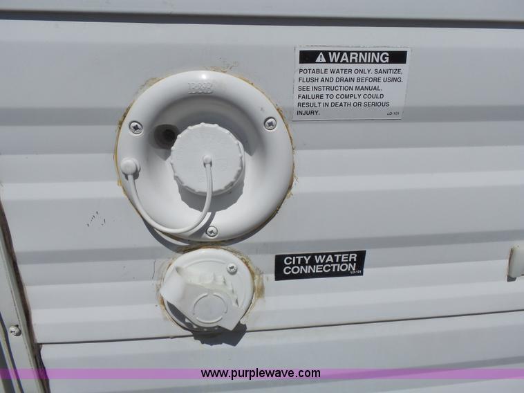 image for item J4049 2003 Dutchman Classic camper