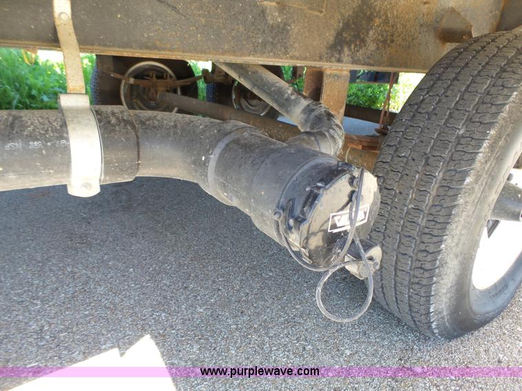 image for item J4049 2003 Dutchman Classic camper