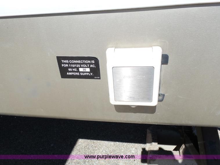 image for item J4049 2003 Dutchman Classic camper