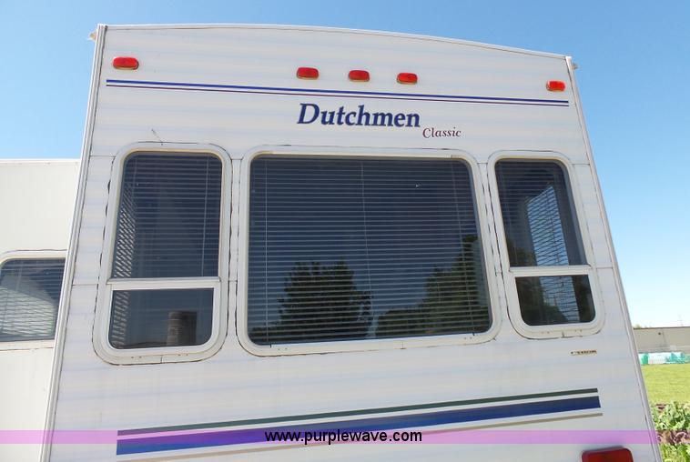 image for item J4049 2003 Dutchman Classic camper
