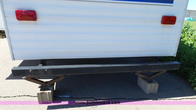 image for item J4049 2003 Dutchman Classic camper