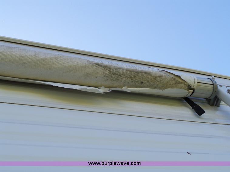 image for item J4049 2003 Dutchman Classic camper