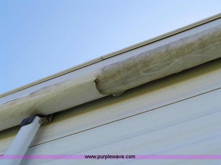 image for item J4049 2003 Dutchman Classic camper