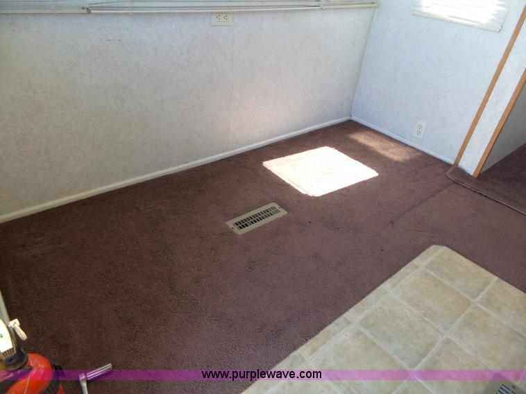 image for item J4049 2003 Dutchman Classic camper