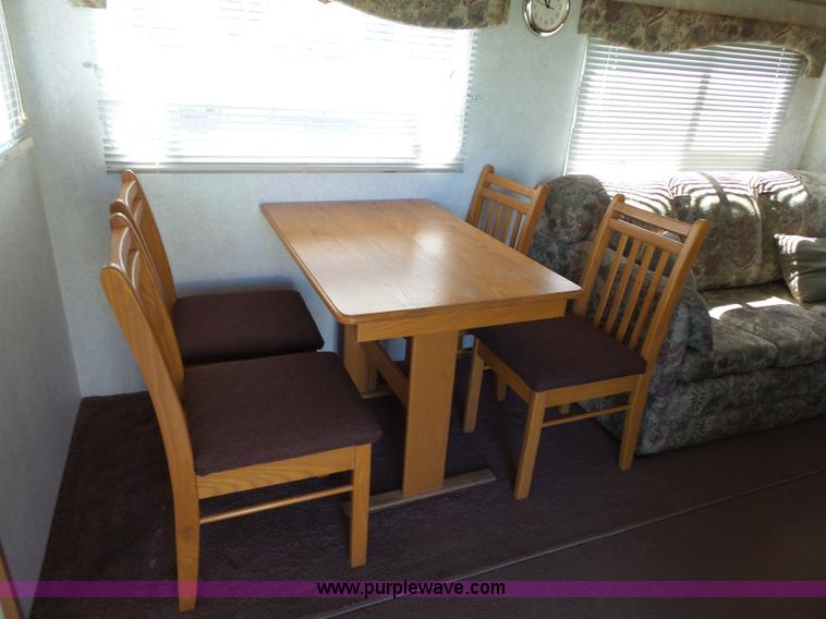 image for item J4049 2003 Dutchman Classic camper