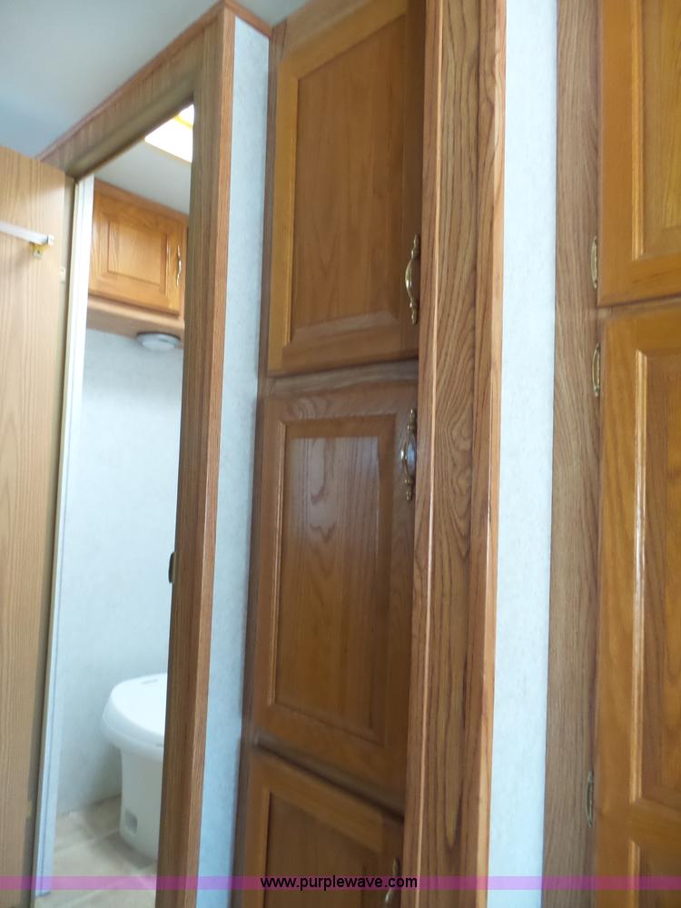 image for item J4049 2003 Dutchman Classic camper