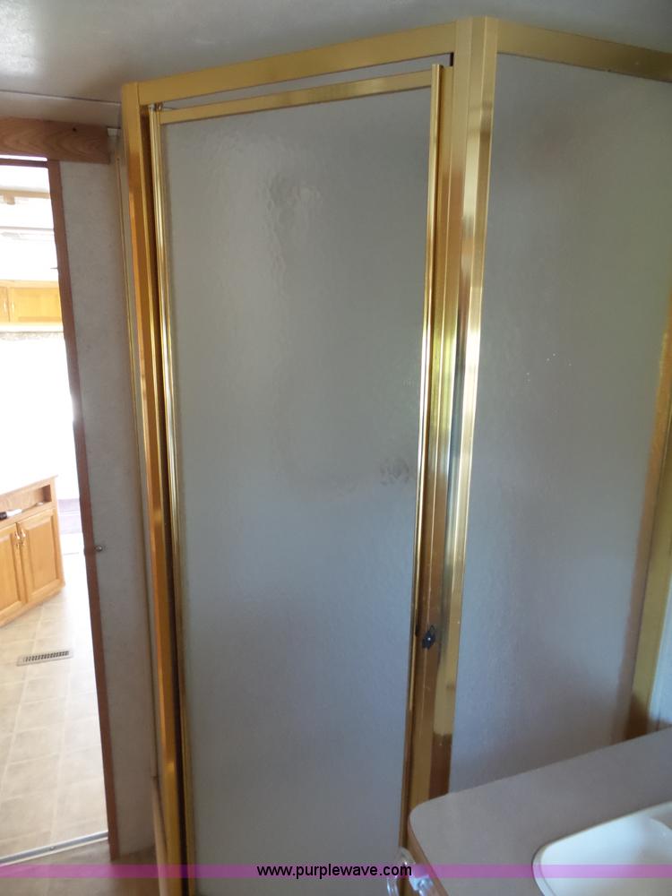 image for item J4049 2003 Dutchman Classic camper