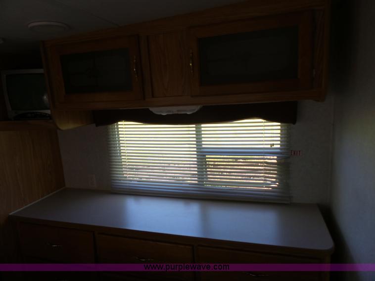 image for item J4049 2003 Dutchman Classic camper