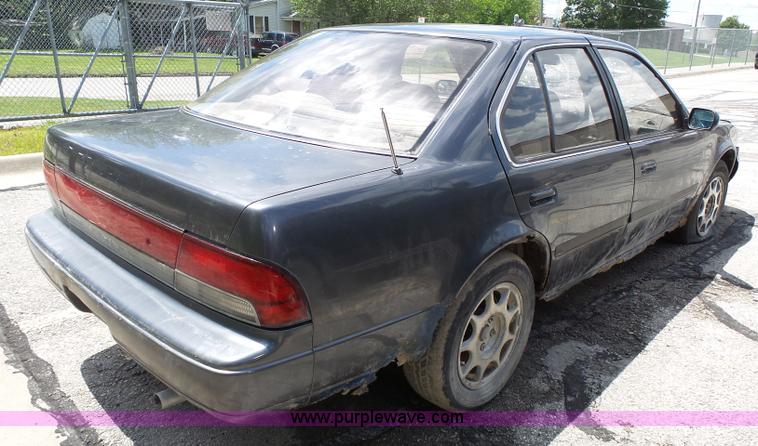 image for item J4109 1993 Nissan Maxima