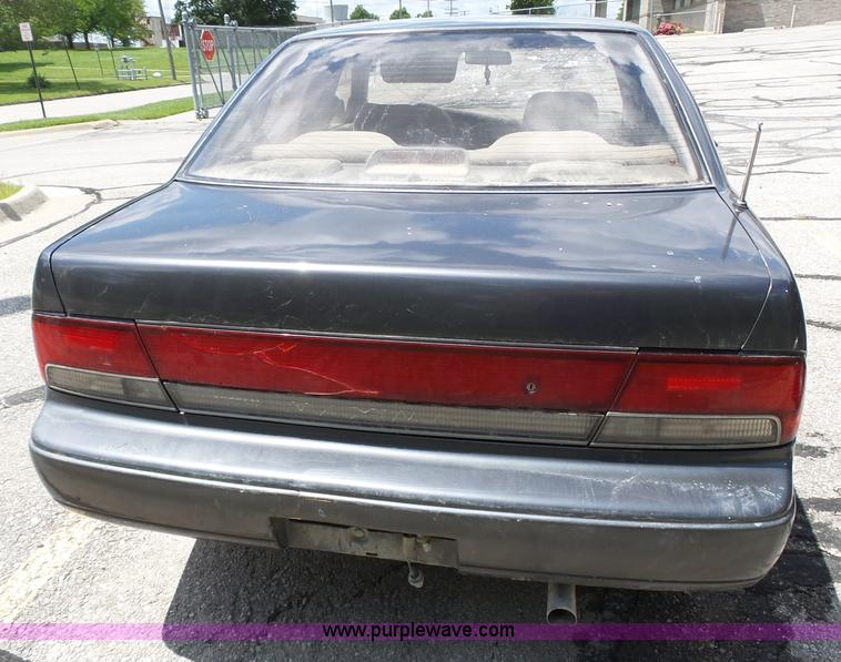 image for item J4109 1993 Nissan Maxima