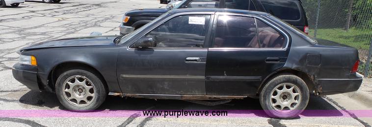 image for item J4109 1993 Nissan Maxima