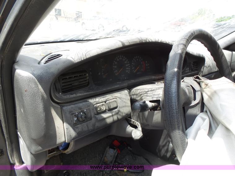image for item J4109 1993 Nissan Maxima