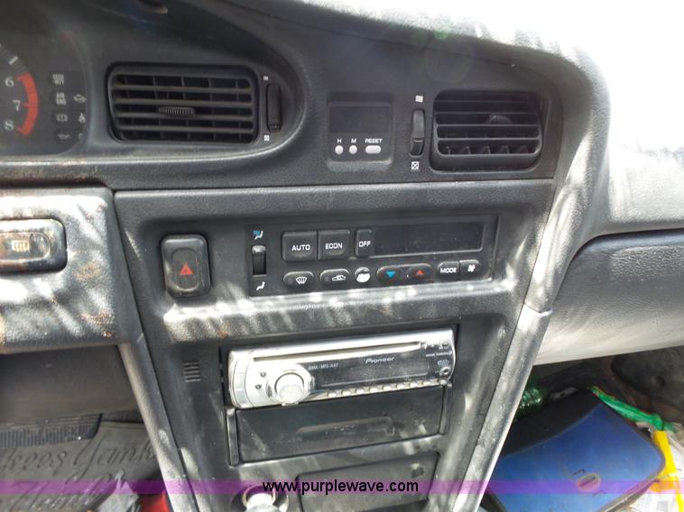 image for item J4109 1993 Nissan Maxima